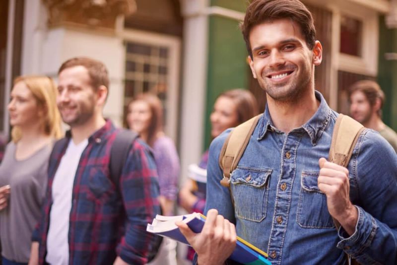 Εξετάσεις αγγλικών Cambridge English C2 από το φροντιστήριο Ρούλα Μακρή.
